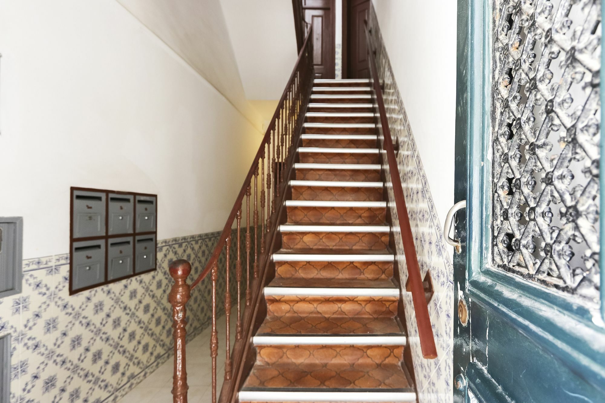 Apartamento Typical Mouraria By Homing Lisboa Exterior foto
